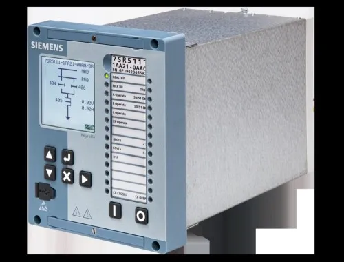 Relais de protection contre les surintensités numériques industriels 7SR5111-1AA21-0AA0 de Siemens