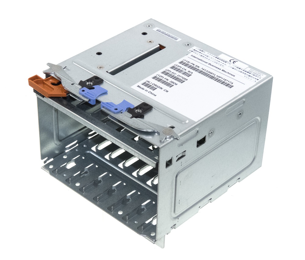 IBM 74Y3308 / 74Y3357 BACKPLANE SAS 2,5" 8 PORTS