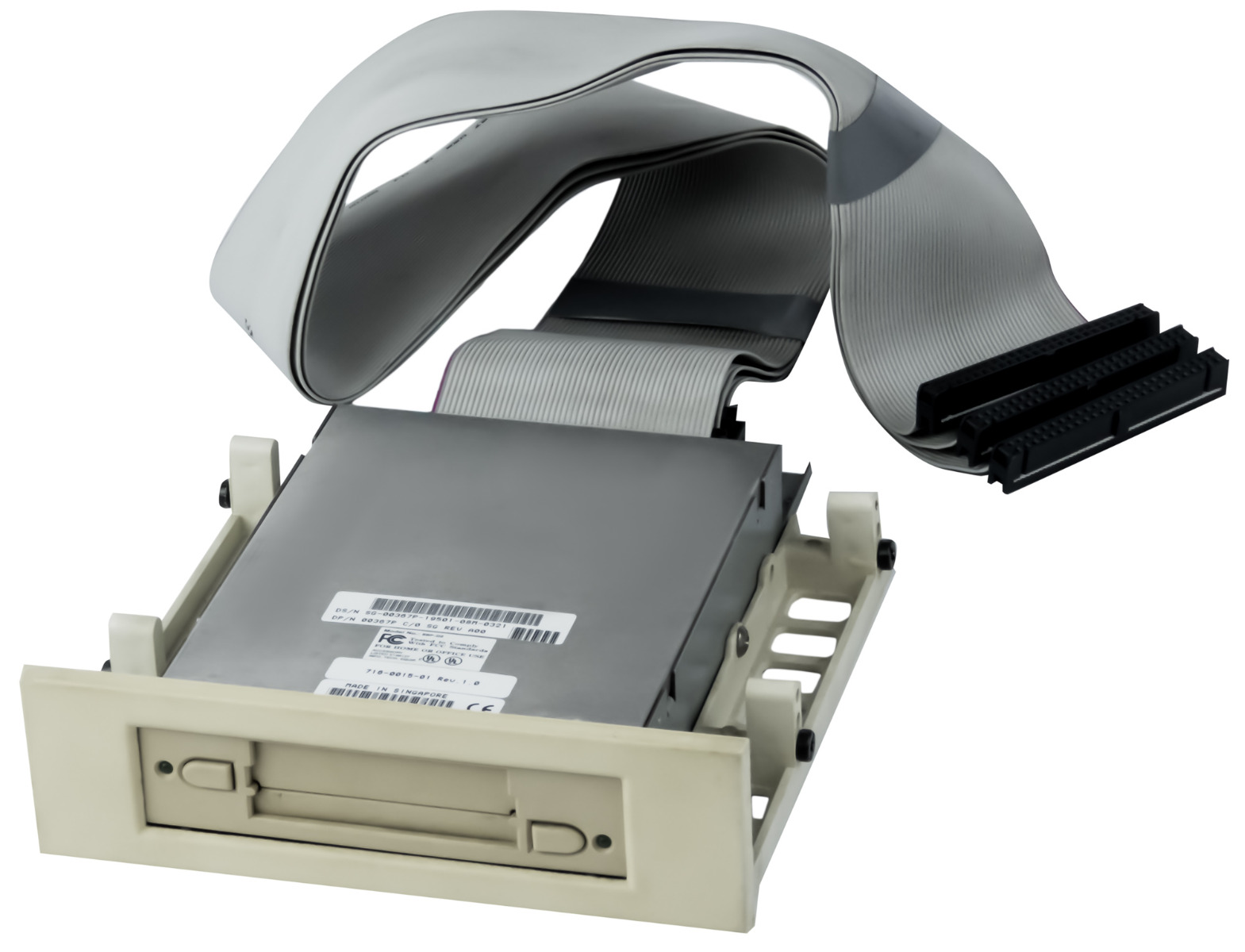 Lecteur de cartes PCMCIA interne DELL SCSI 5,25" SBP-D2