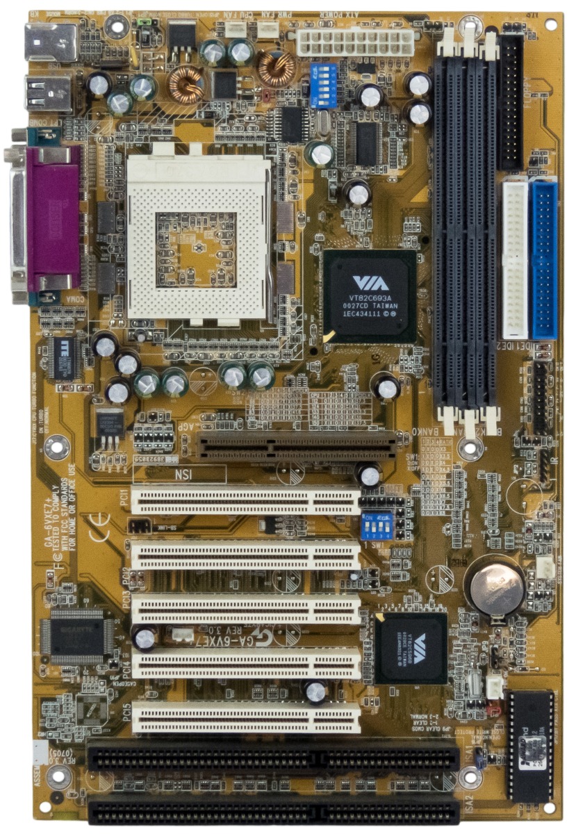 GIGABYTE GA-6VXE7+ Socket 370 DIMM PCI ISA ATX