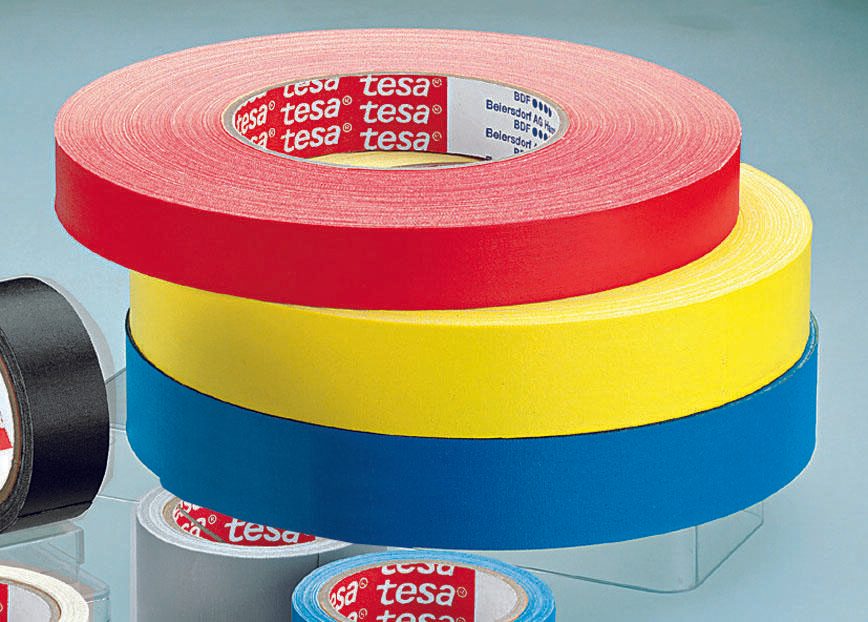 Ruban adhésif en tissu tesa 19 mm x 50 m rouge