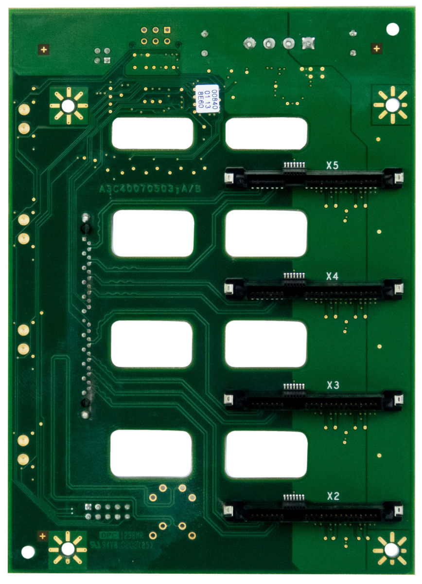 FUJITSU A3C40070504 BACKPLANE 4-PORT SAS/SATA TX150 S4 S5