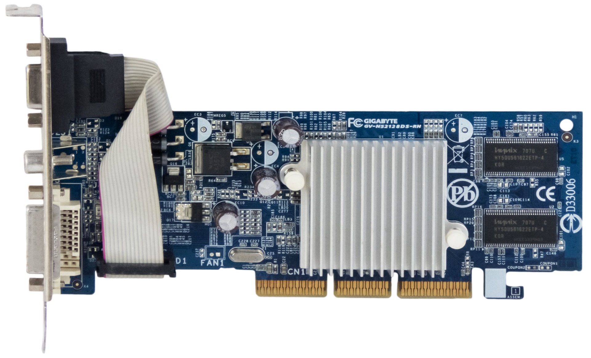 GIGABYTE NVIDIA GeForce FX 5200 128 Mo GV-N52128DS-RH AGP
