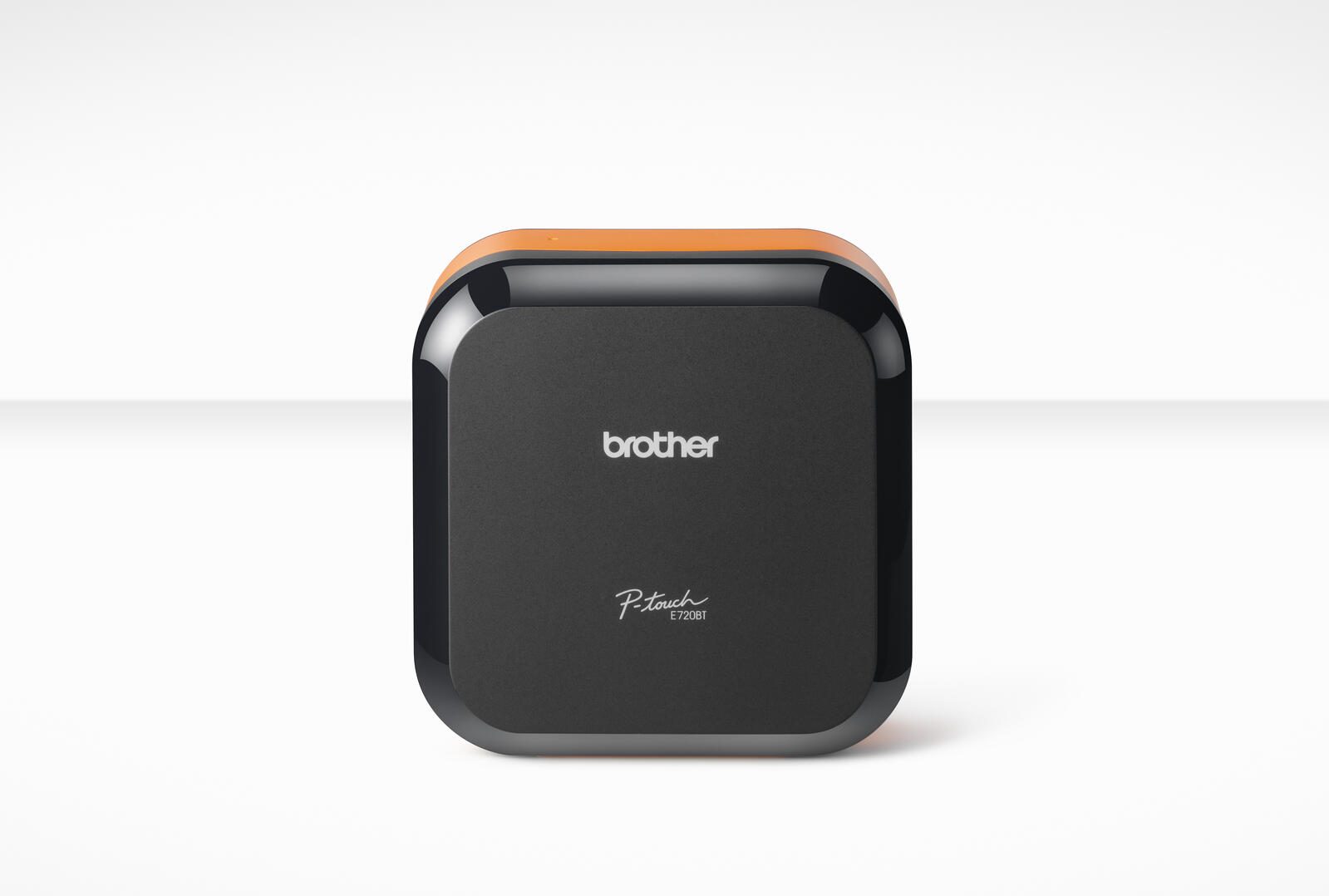 Imprimante d'étiquettes Brother P-Touch PT-E720BT (thermotransfer, 180 dpi, jusqu'à 20 mm/s, Bluetooth, USB)
