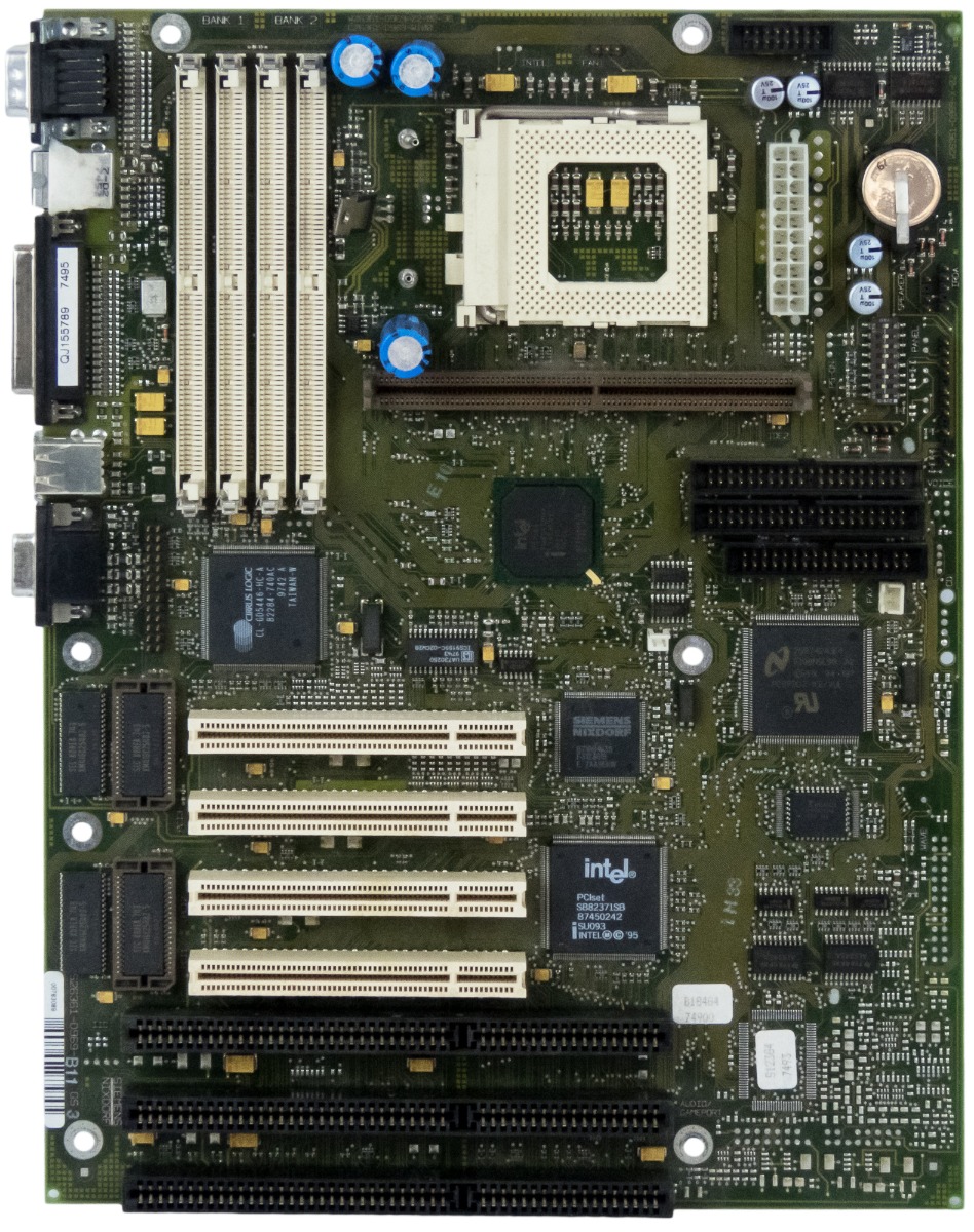 SIEMENS NIXDORF S26361-D969-B11 GS3 SOCKET 7 FPM/EDO DRAM ATX pour SCENIC PRO D5