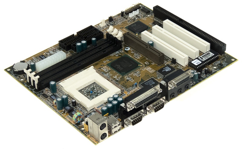 CARTE MÈRE ECS P6EXP-Me SOCKET 370 SDRAM AGP PCI ISA microATX