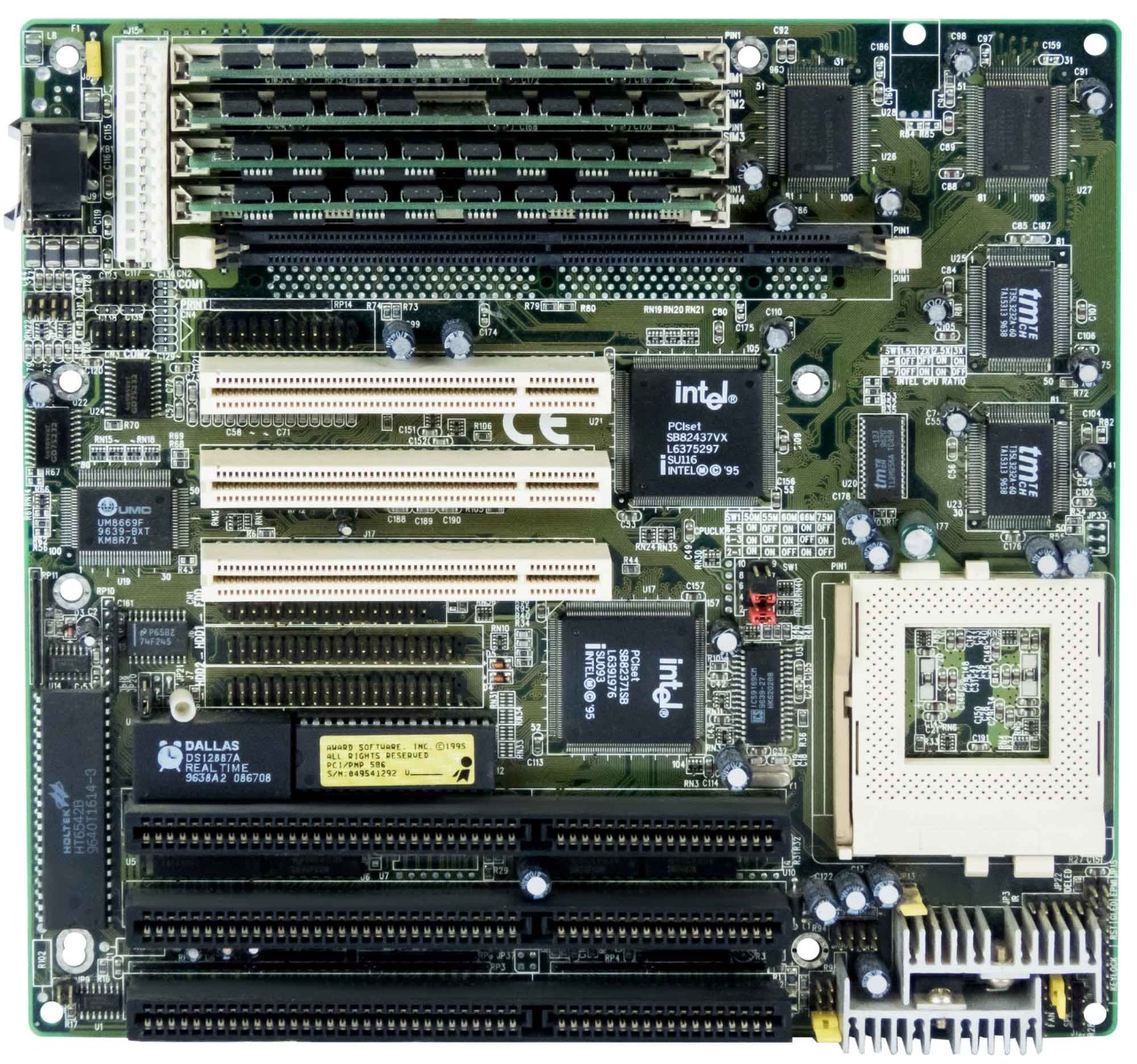 SHUTTLE HOT-555 VER 1.52/1.53 SOCKET 7 SDRAM + FPM/EDO DRAM ISA PCI Baby-AT