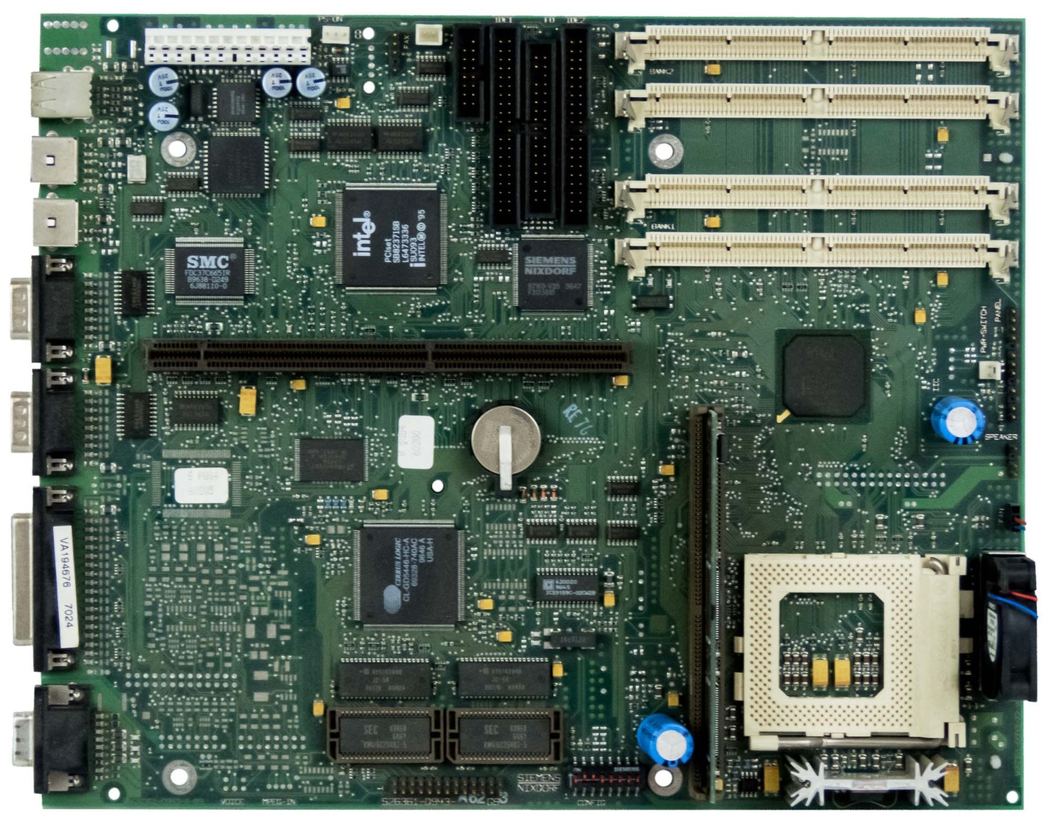 SIEMENS/NIXDORF W26361-D943-X-03 SOCKET 7 FPM/EDO DRAM CARTE INDUSTRIELLE