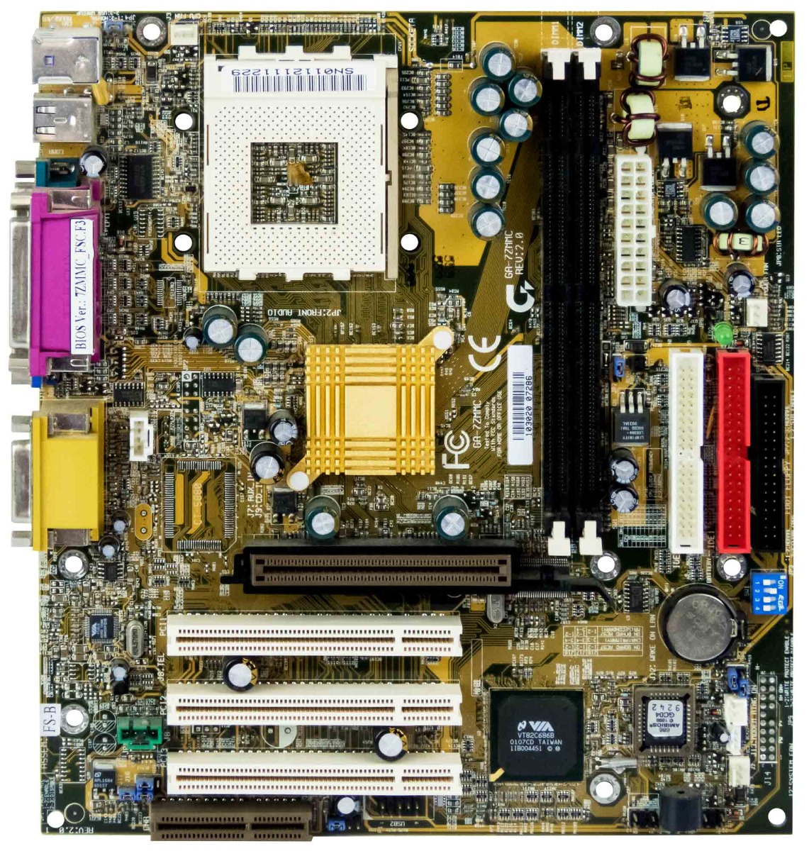 GIGABYTE GA-7ZMMC RÉV:2.0 s.462 SDRAM mATX