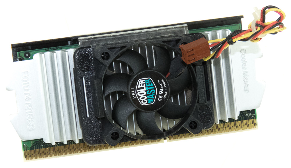 INTEL PENTIUM III SL3KW 667MHz SLOT1 + VENTIRAD