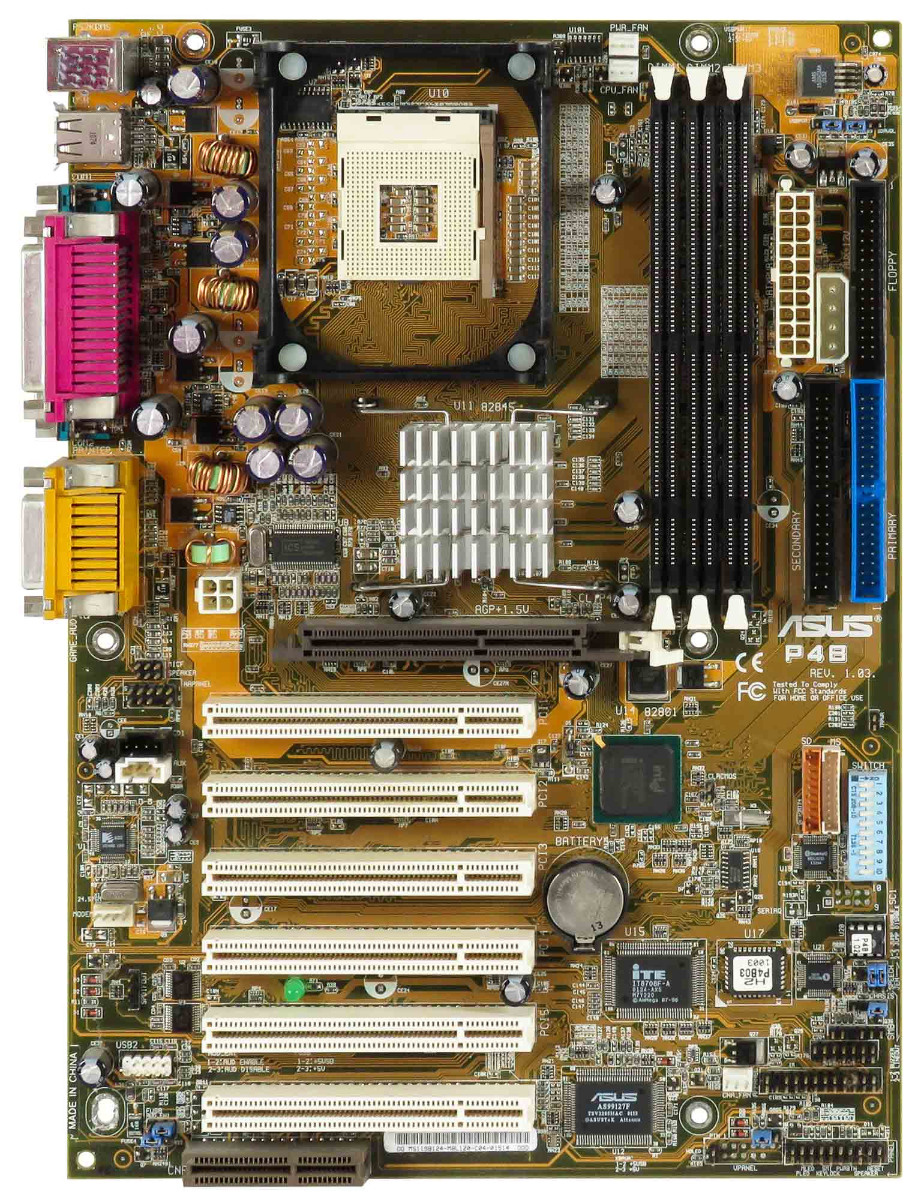 Carte mère ASUS P4B Socket 478 SDRAM AGP PCI ATX