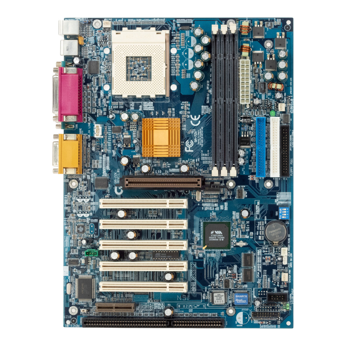 GIGABYTE GA-7ZX REV:1.x SOCKET 462 (A) SDRAM AGP PCI AMR ISA ATX