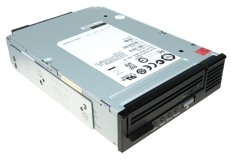 HP EB670A-000 BRSLA-0705-DC ULTRIUM LTO-3 SAS 5.25''