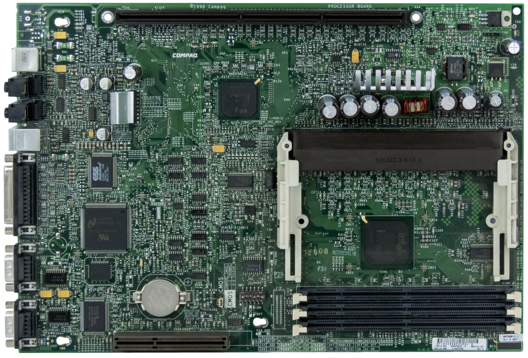 COMPAQ 178919-001 008124-000 CARTE MÈRE SLOT1 SDRAM AGP