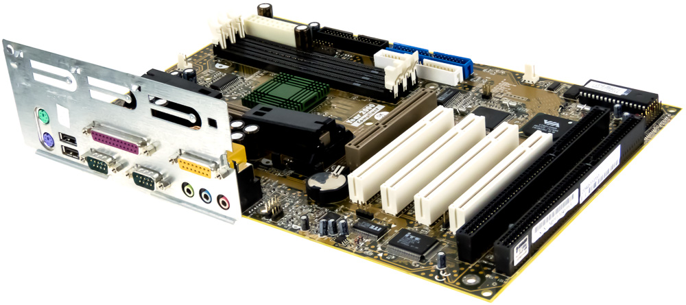 CHAINTECH 6VTA2-D100N CTG8822-2 V4 SLOT 1 SDRAM ISA PCI AGP ATX