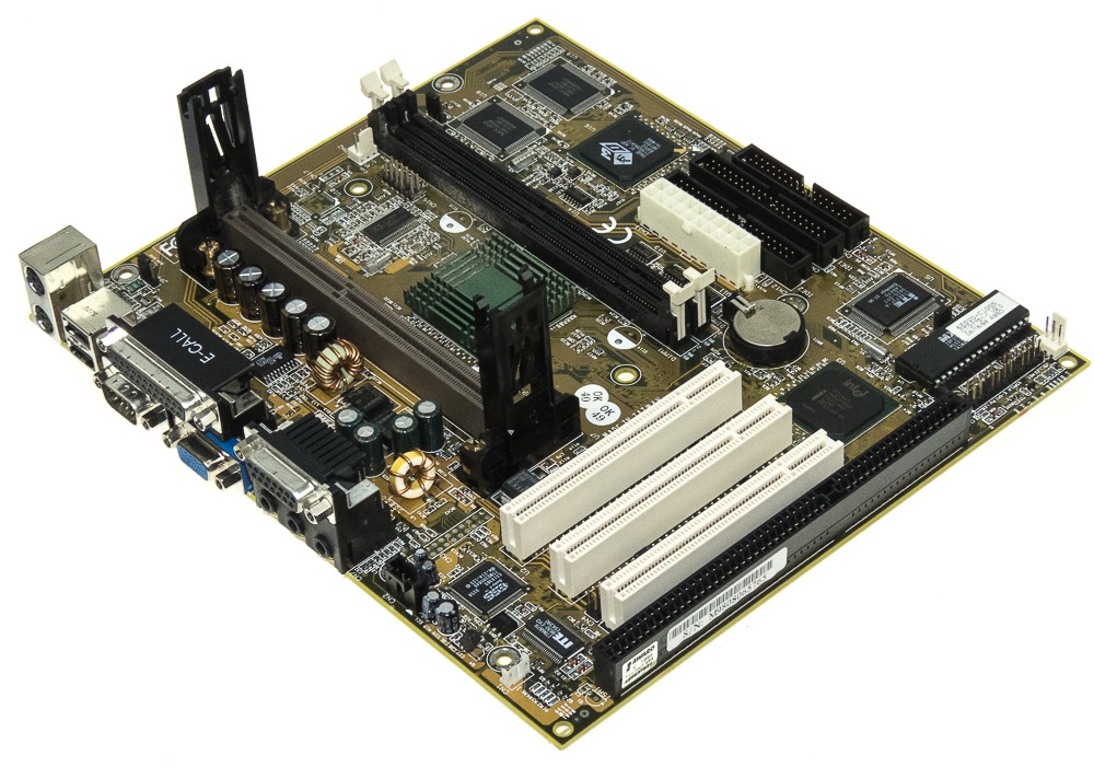 CARTE MÈRE CHAINTECH 6ESV0 SOCKET SLOT1 SDRAM ISA PCI microATX